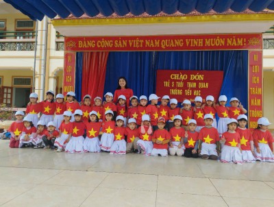 Lễ đón các cháu hs lớp 5 tuổi làm quen với môi trường Tiểu học